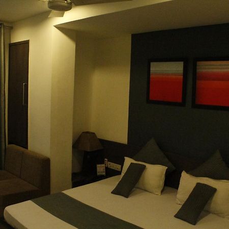 Hotel Shalimar Deluxe Bhopal Exterior photo