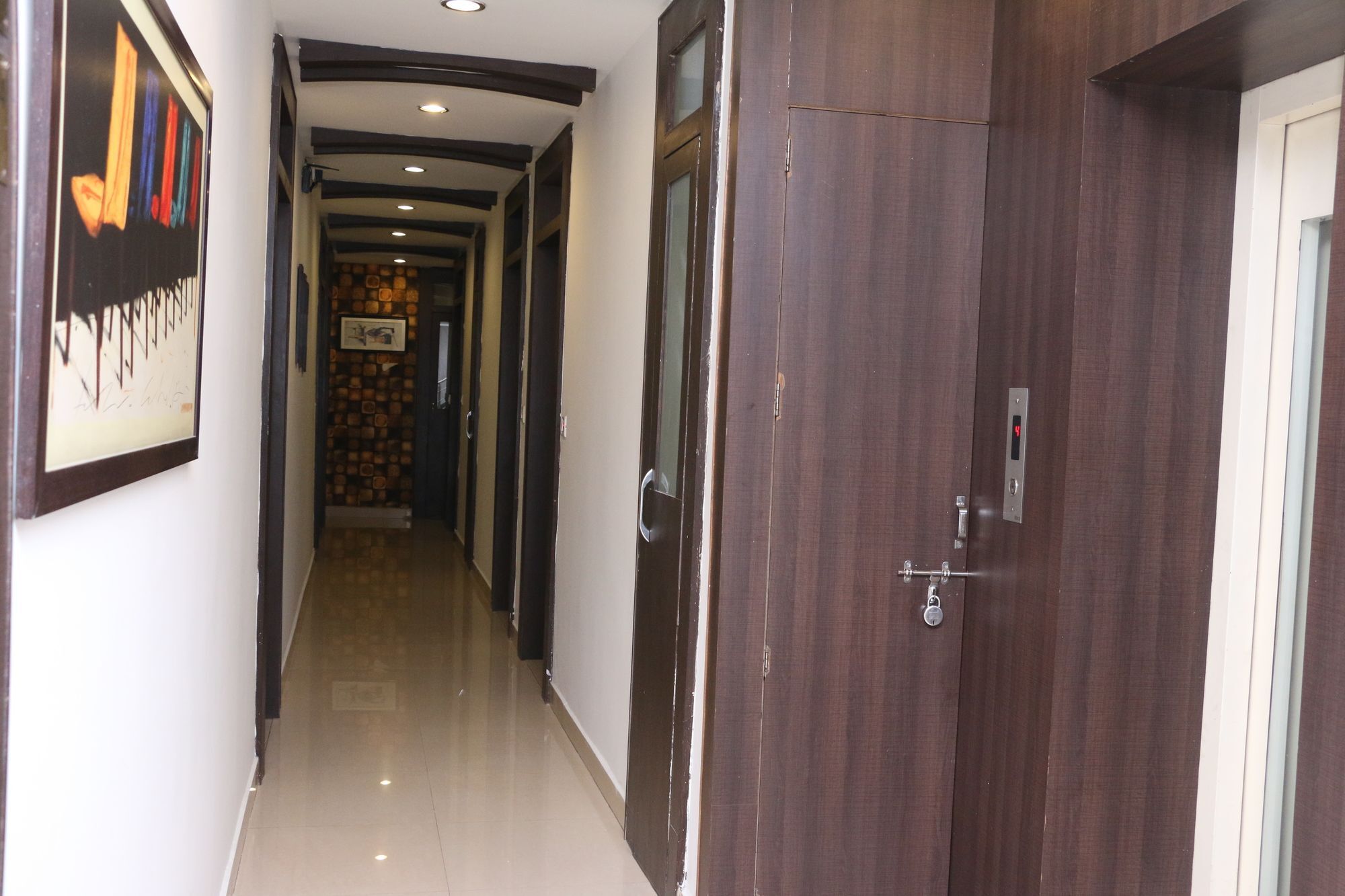 Hotel Shalimar Deluxe Bhopal Exterior photo